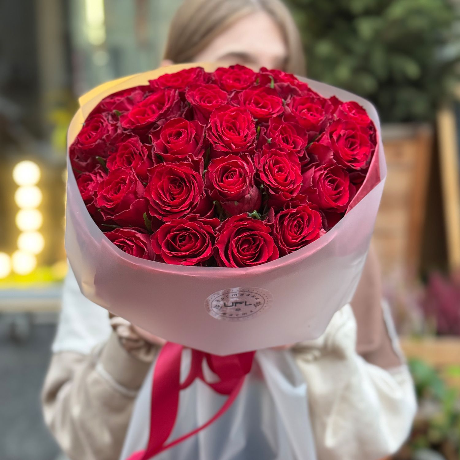 Bouquet  25 red roses Kenia