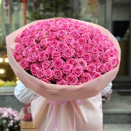 pink rose (101 pcs.), packaging, ribbon