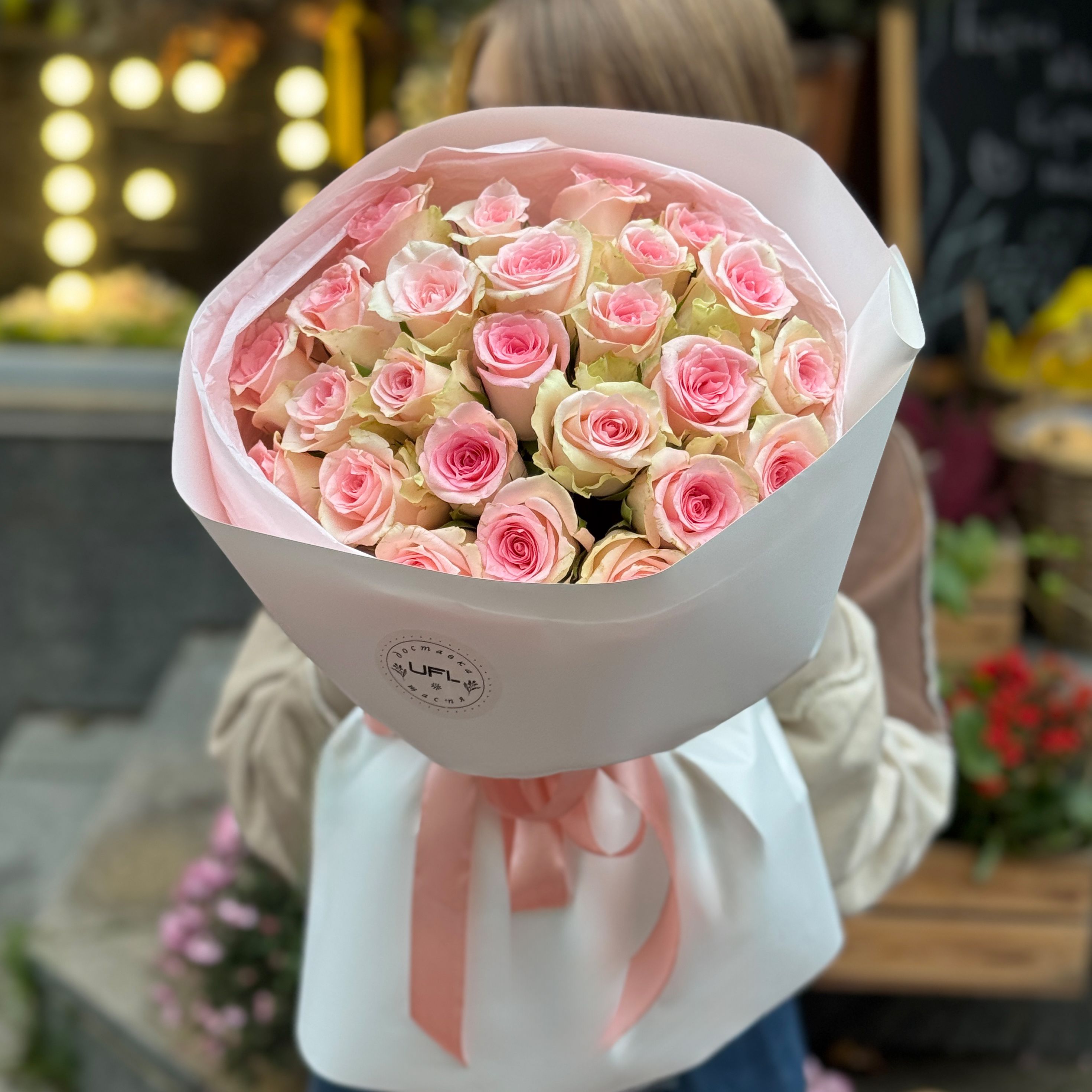 Bouquet 25 pink roses Kenia