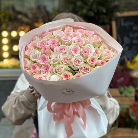 Bouquet 51 pink roses Kenia