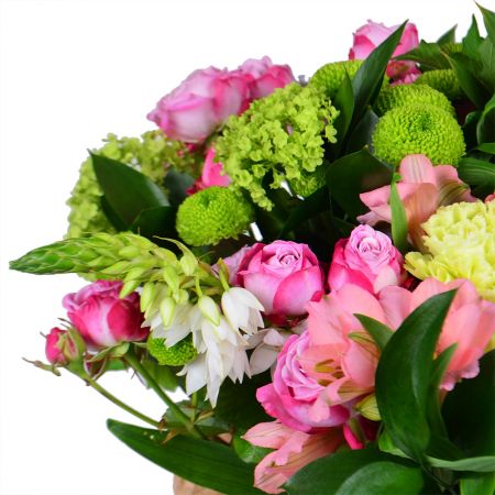 spray roses, alstroemeria, ornithogalum, viburnum, chrysanthemum, carnation, packaging, ribbon