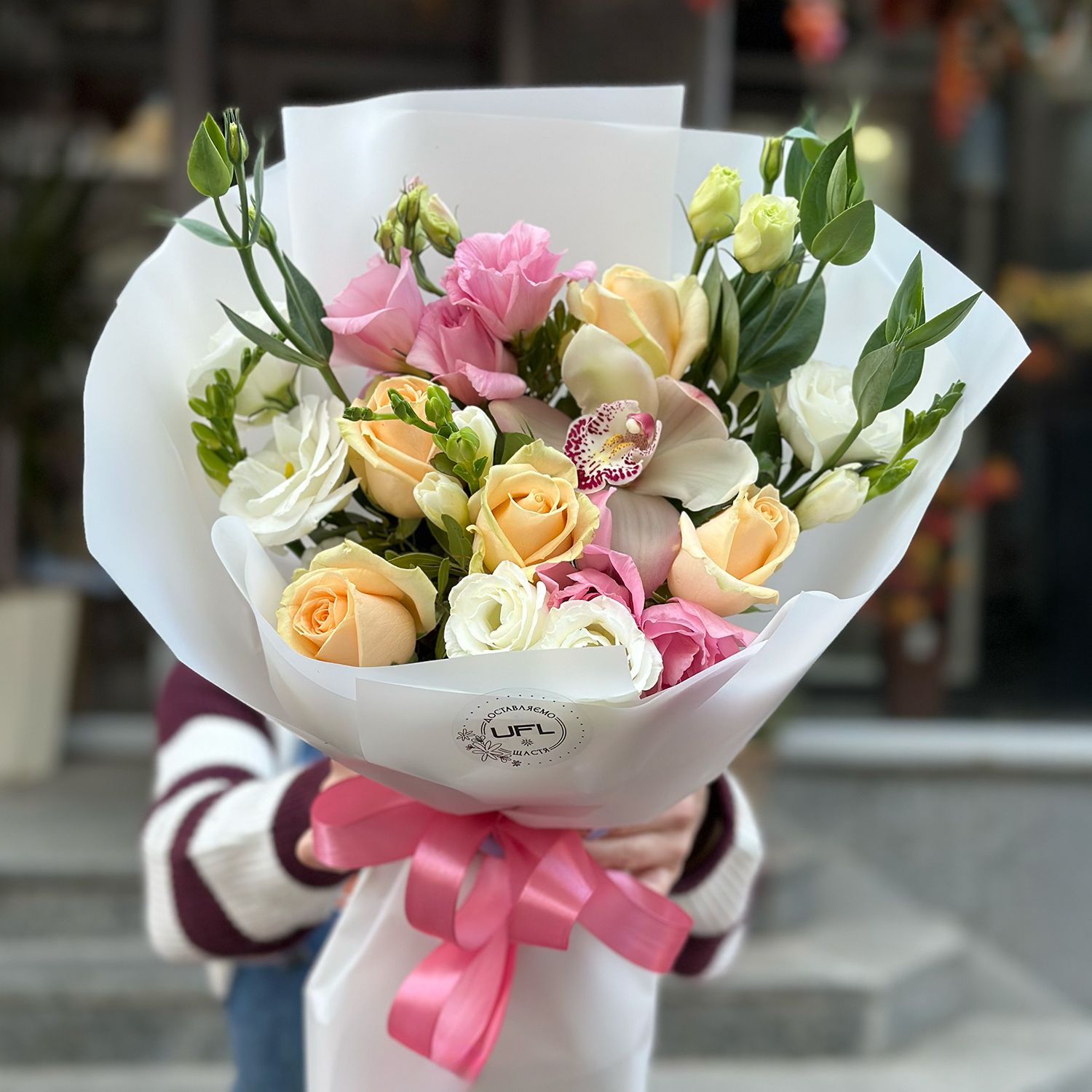 cream rose, white freesia, white eustoma, pink eustoma, pink cymbidium, packaging, ribbon