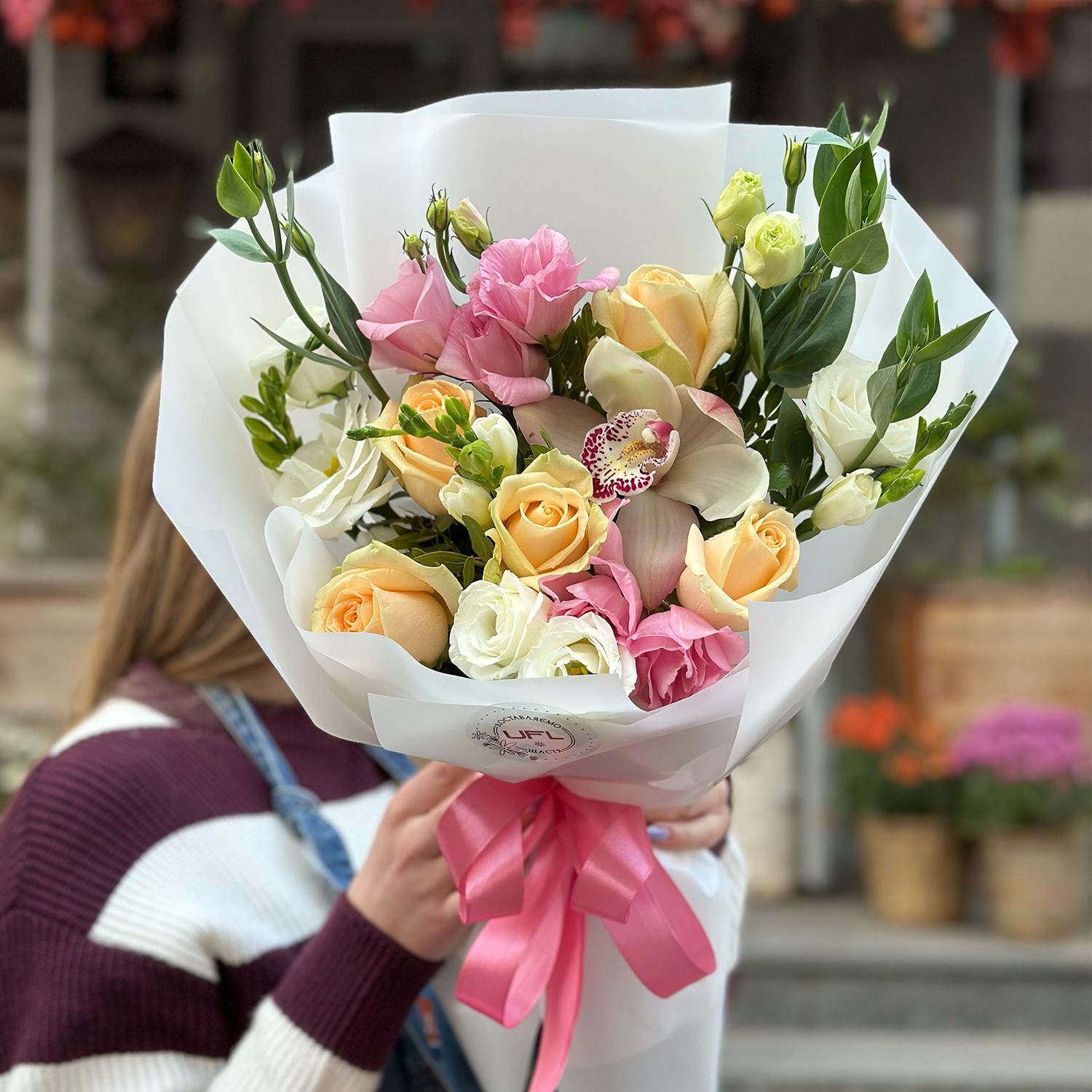cream rose, white freesia, white eustoma, pink eustoma, pink cymbidium, packaging, ribbon